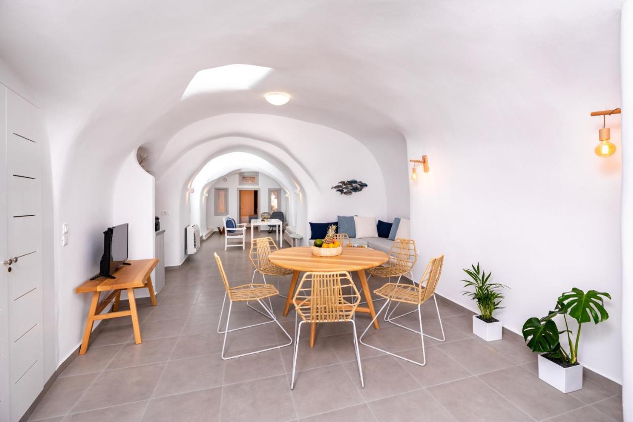 Santorini Caves Apartment Messaria  Exterior photo