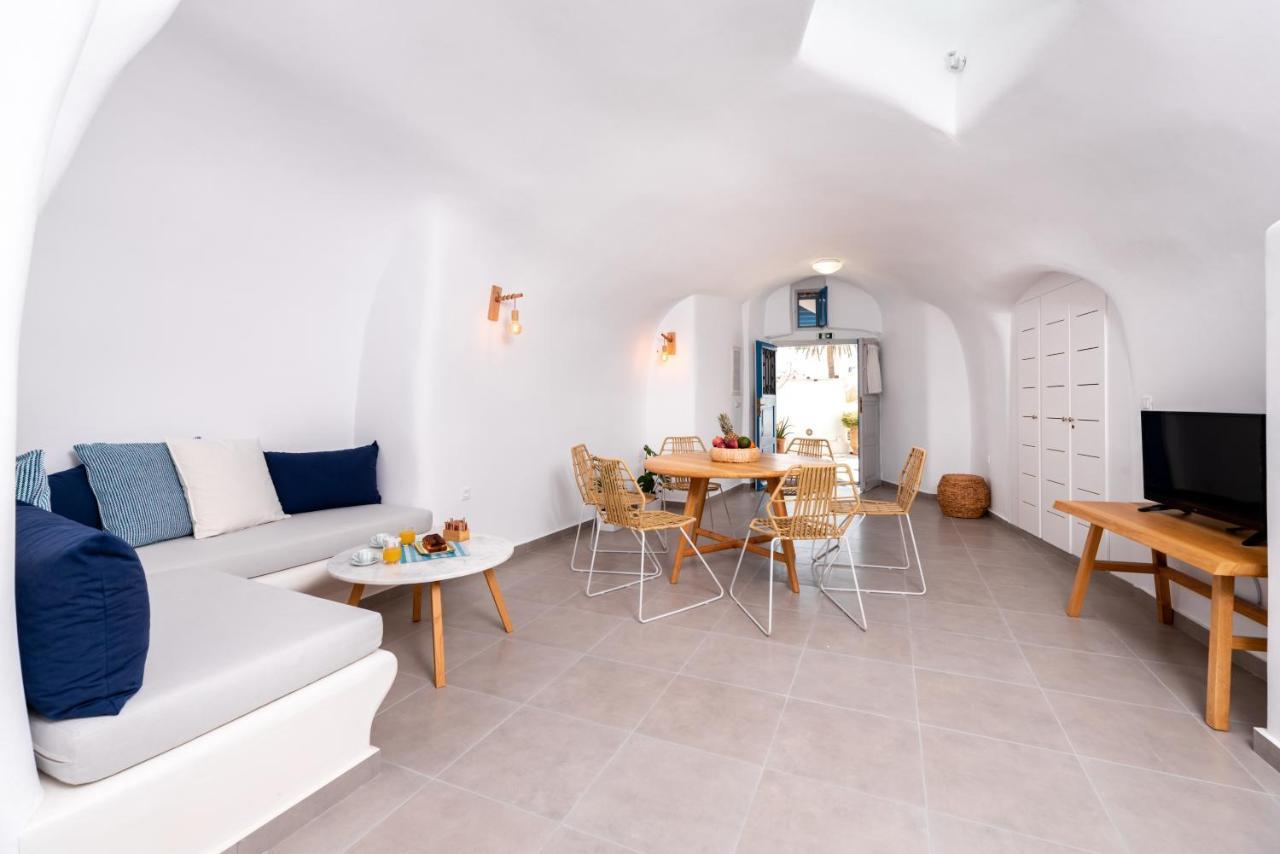 Santorini Caves Apartment Messaria  Exterior photo